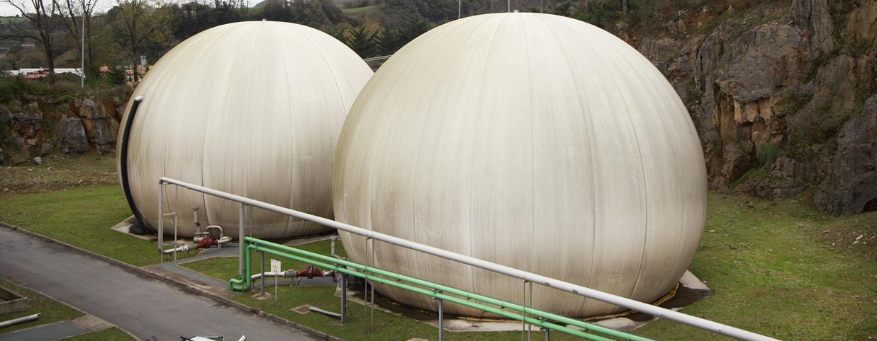 Biogas biltegiak